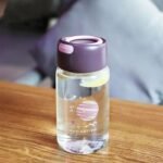 adoptez le style durable avec la gourde cosmo en verre en verre 773 1