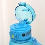 bouteille en plastique tritan design pratique et eco responsable gourde 837 1
