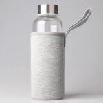 bouteille en verre 300ml savourez chaque goutte avec style gris gourde 341 1