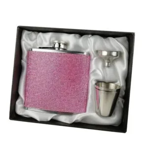 Brillez En Soirée Avec Le Coffret Flasque Alcool Diamond! 1 Brillez En Soirée Avec Le Coffret Flasque Alcool Diamond!