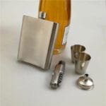 Coffret Flasque Luxe: Un Jeu D’échecs Avec Style Et Alcootest!