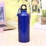 Découvrez La Gourde Inox Petit Goulot: Simplicité Et Style! Bleu