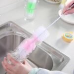 dites adieu aux recoins sales avec notre goupillon bouteille magique accessoire 341 1