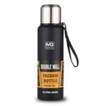 explorez la nature avec notre gourde isotherme 1 5l en inox noir 394 1