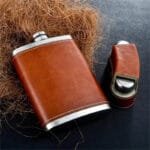 Flasque Cuir Gennissy: élégance Et Praticité En Inox!