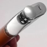 flasque vintage en inox style audacieux pour vos aventures alcool 510 1