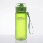 gourde ecoresponsable hydratez vous avec style et securite vert 554 1