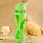 gourde sport avec paille rabattable hydratez vous en toute simplicite vert 237 1