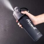 gourde vaporisateur a double fonction hydratez vous en un clin doeil 925 1