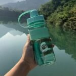 hydrate toi en un eclair avec notre gourde pratique et coloree 600ml vert 397 1