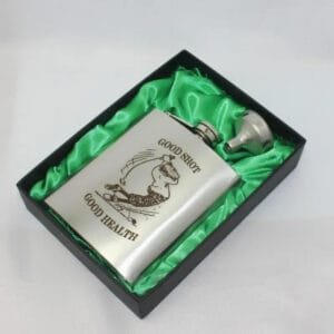 Offrez Le Coffret Flasque Alcool Parfait Pour Les Golfeurs!