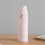 petite gourde en verre purete et style pastel a porter partout rose 102 1