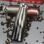 petite gourde inox design ideal pour cafe chaud et boissons fraiches noir 261 1