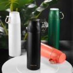 Savourez Votre Boisson Chaude Avec Le Petit Thermos Tout-en-un!